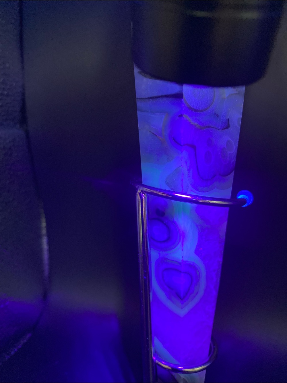 🌋✨ Volcano Agate Wand – UV Reactive with Open Druzy ✨🌋 - Picture 7 of 14